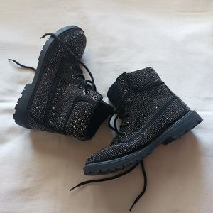 Rock and Candy Shoes Black, Silver.